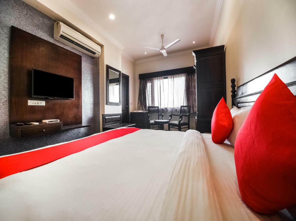 Oyo 1681 Hotel Devansh Udaipur Exterior foto