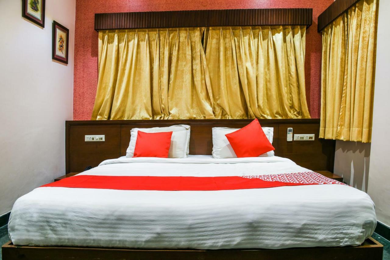 Oyo 1681 Hotel Devansh Udaipur Exterior foto